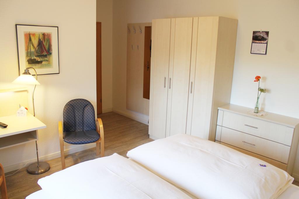 Hotel Ostfriesland Garni Norden Bagian luar foto