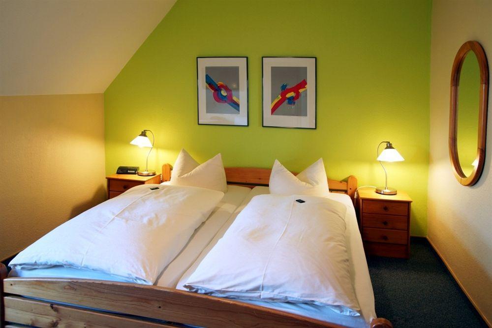 Hotel Ostfriesland Garni Norden Bagian luar foto