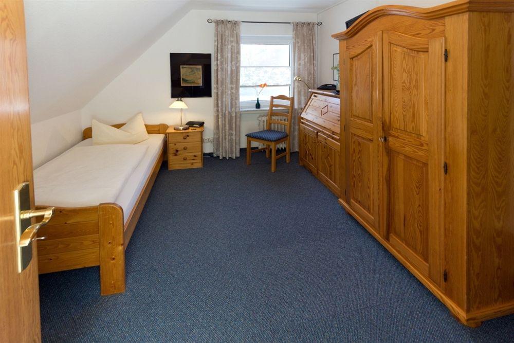 Hotel Ostfriesland Garni Norden Bagian luar foto