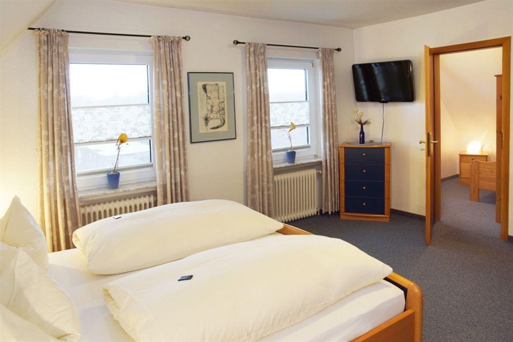 Hotel Ostfriesland Garni Norden Bagian luar foto