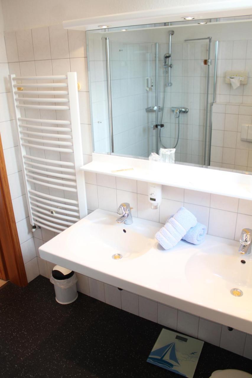 Hotel Ostfriesland Garni Norden Bagian luar foto